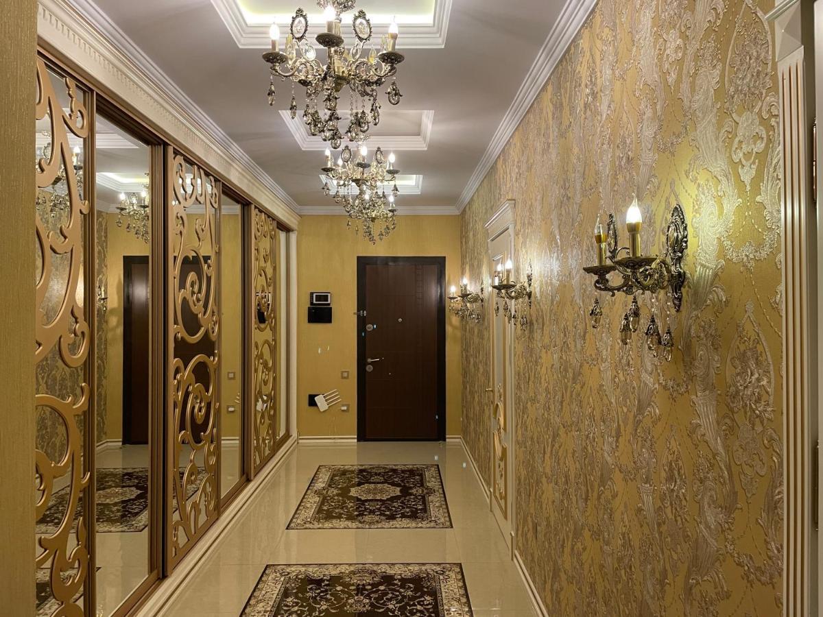 Park Azure Louvre Apartment Баку Экстерьер фото