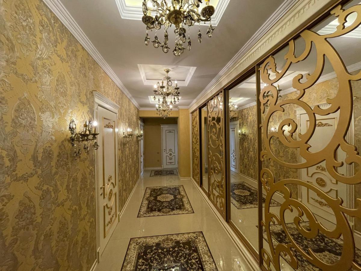 Park Azure Louvre Apartment Баку Экстерьер фото