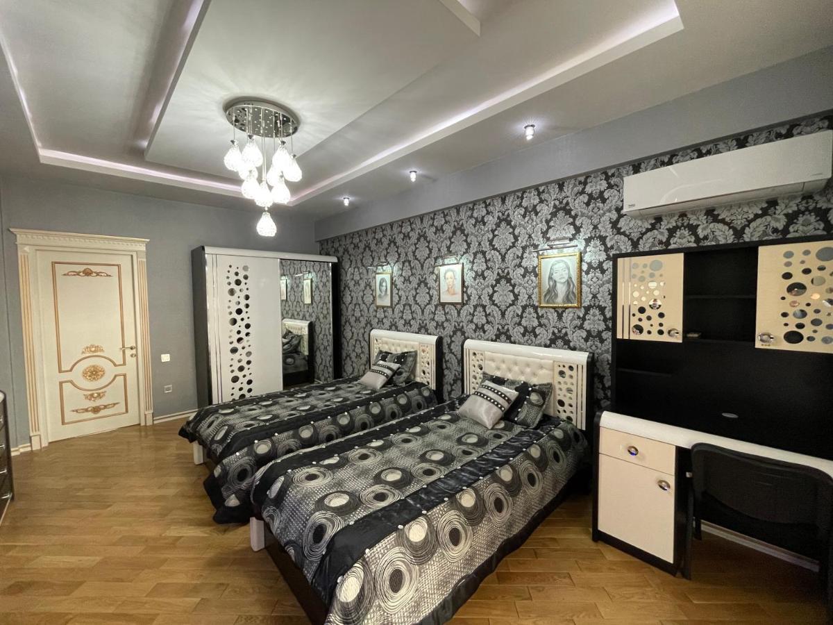 Park Azure Louvre Apartment Баку Экстерьер фото